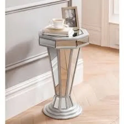 BOXED HOMESDIRECT365 HEPTAGON VENETIAN MIRRORED SIDE TABLE