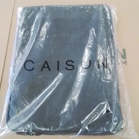 BOX TO CONTAIN APPROXIMATELY BAGGED 40 CAISON LAPTOP SLEEVES