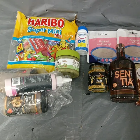 APPROXIMATELY 8 ASSORTED FOOD & DRINK ITEMS TO INCLUDE - PORRIDGE, HARIBOS, AND PISTACHIO SPREAD ETC.