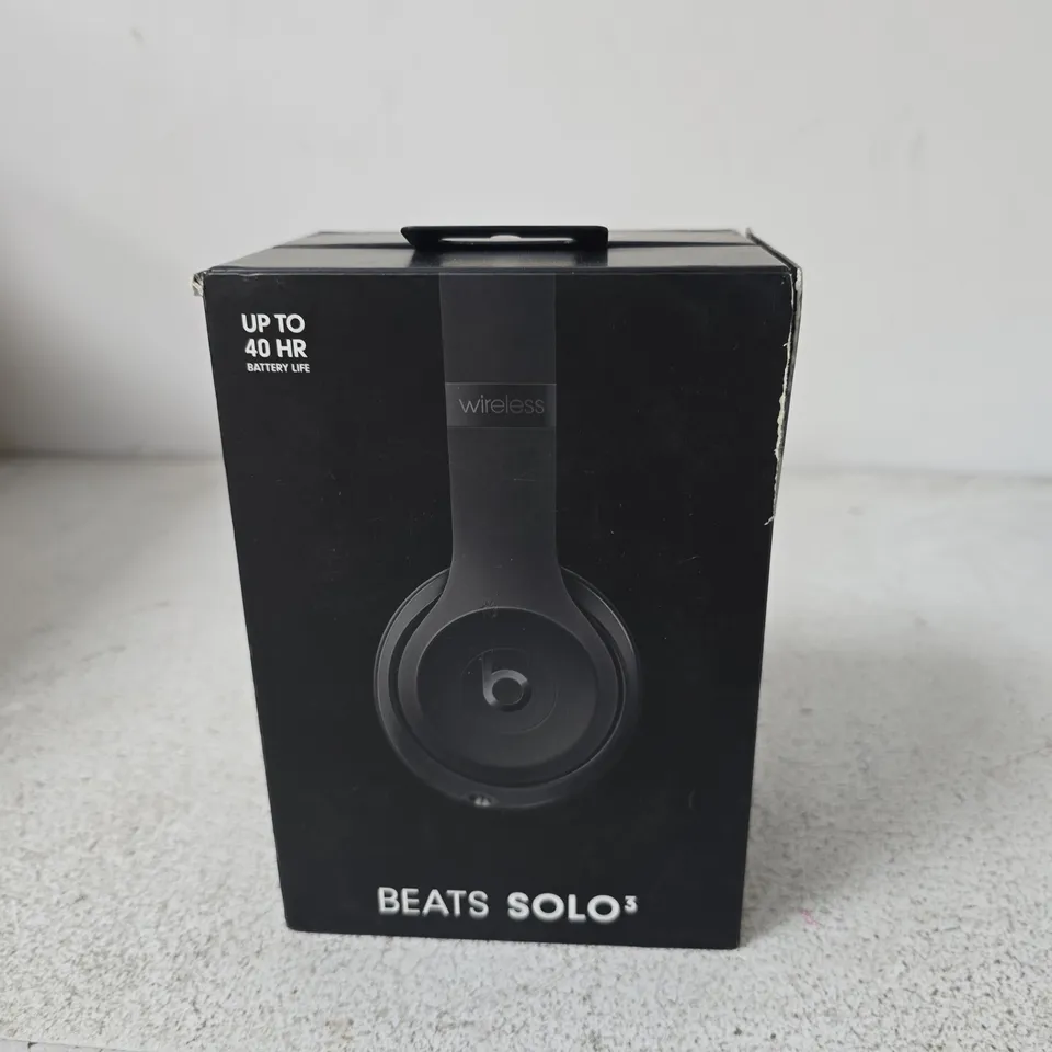 BEATS SOLO3 WIRELESS HEADPHONES – BOXED