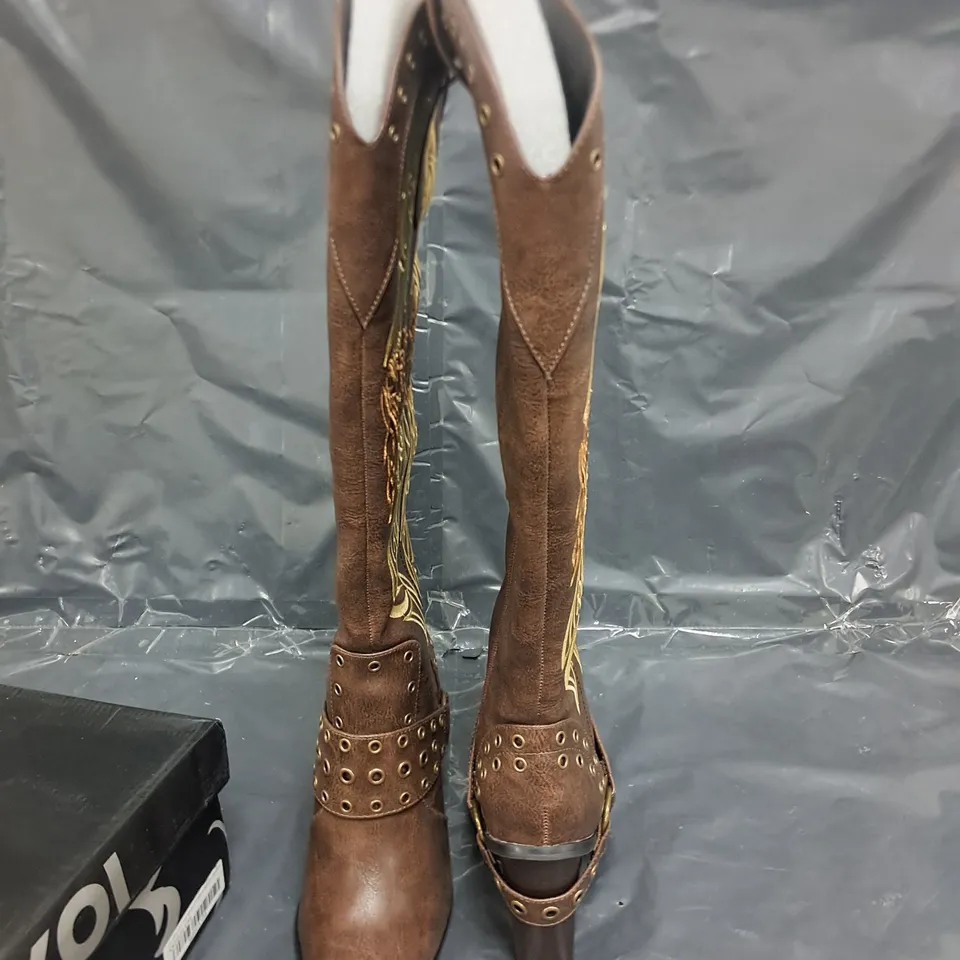 BOXED BRAND NEW KOI TWIGHLIGHT CHILDREN OF THE MOON COWBOY BOOTS IN BROWN - UK 3