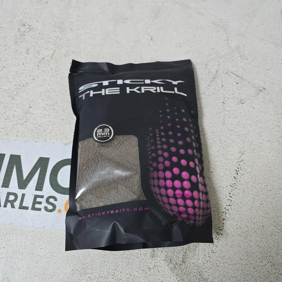 BOX OF APPROXIMATELY 15 ASSORTED ITEMS TO INCLUDE: THE KRILL BAIT 