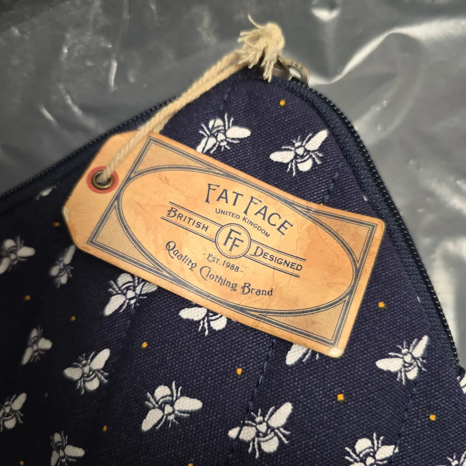 FATFACE NAVY BEE-PRINT ZIP POUCH / ACCESSORY CASE - ONE SIZE