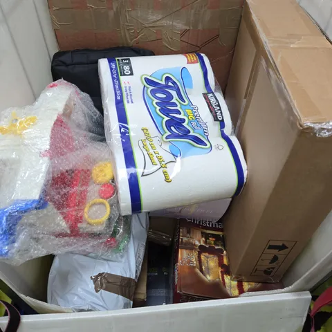 CAGE OF APPROXIMATELY 10 ASSORTED HOUSEHOLD ITEMS TO INCLUDE KITCHEN ROLL, ETC - COLLECTION ONLY