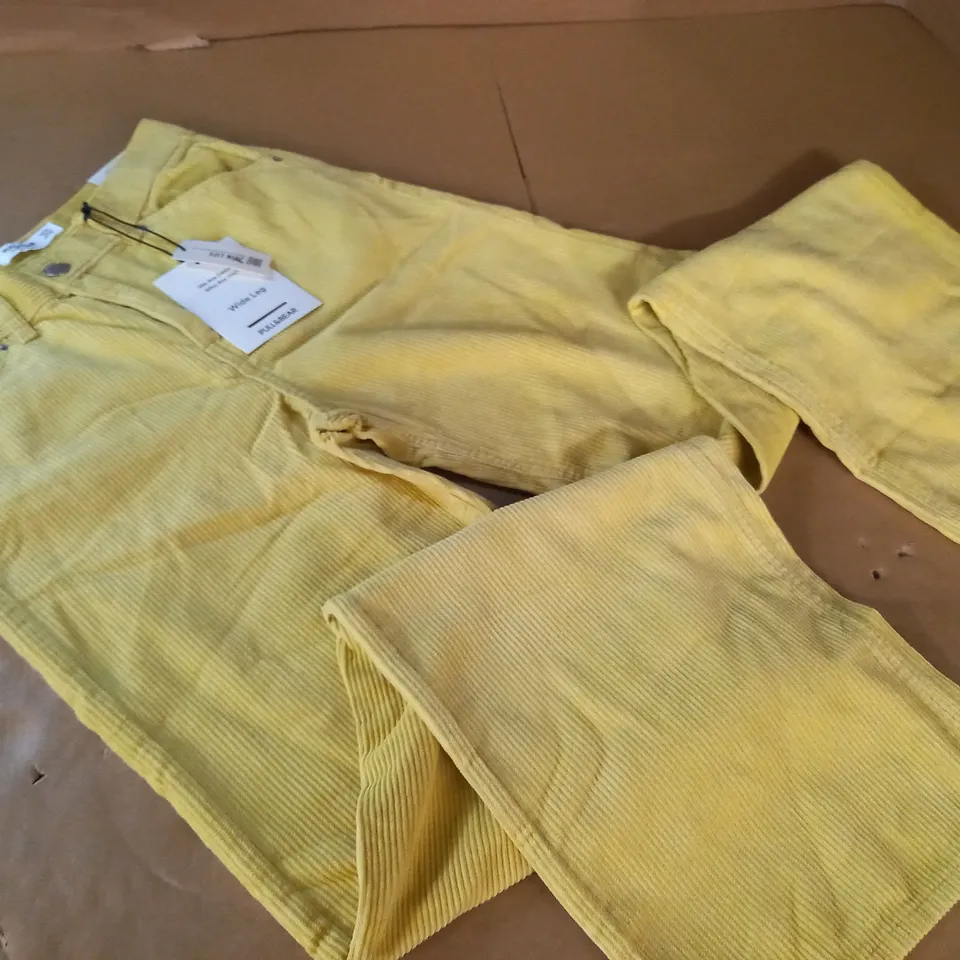 PULL & BEAR WIDE LEG YELLOW CORD TROUSERS - EUR 34