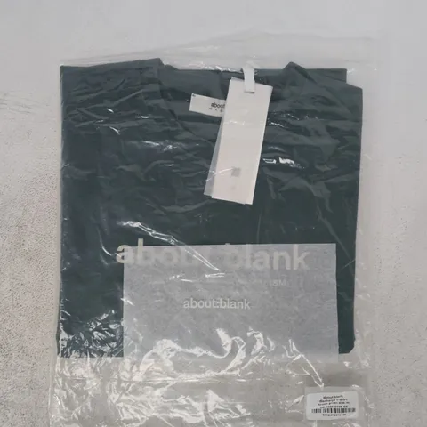 BAGGED ABOUT:BLANK DISCHARGE T-SHIRT IN GREEN SIZE MEDIUM