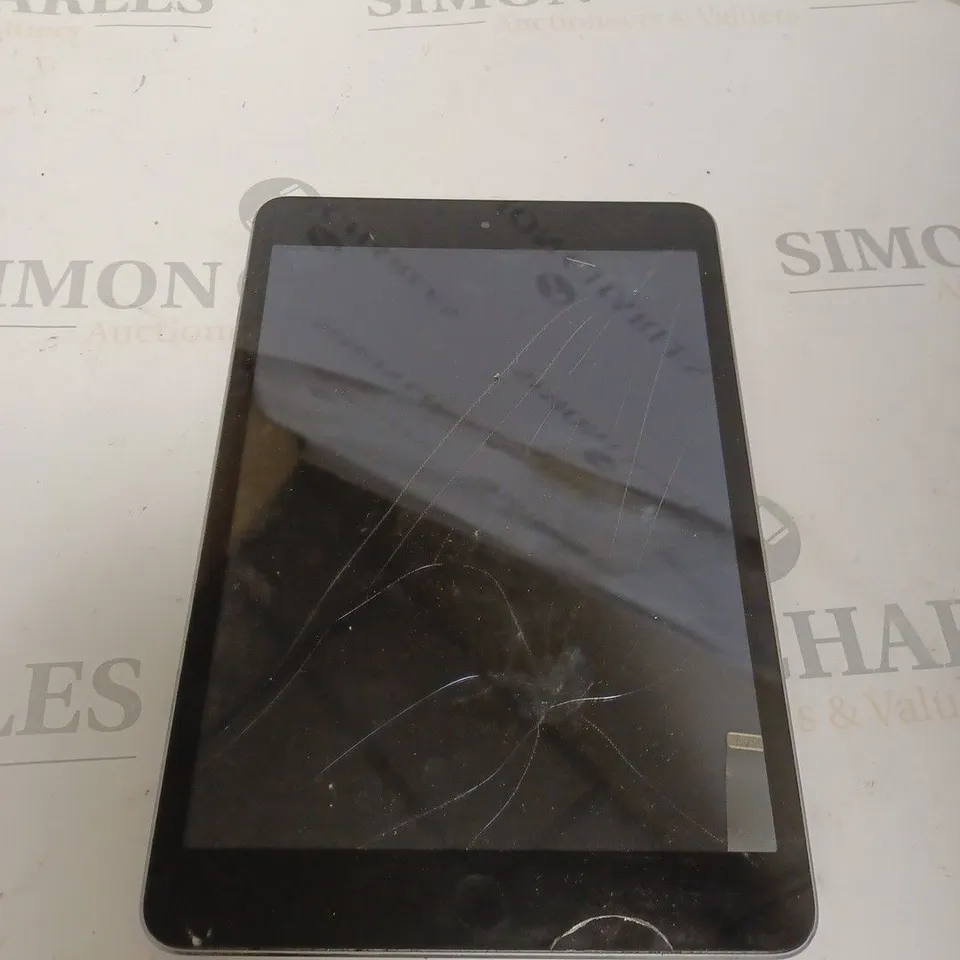 UNBOXED APPLE IPAD MINI MODEL A1489 GREY/BLACK