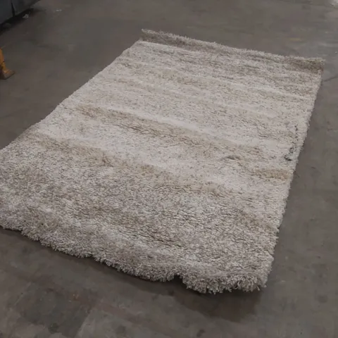 QUALITY DESIGNER AREA RUG - APPROXIMATELY 232 x 160cm