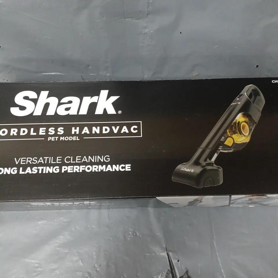 BOXED SHARK CH950UKT CORDLESS HANDHELD VAC RRP £79
