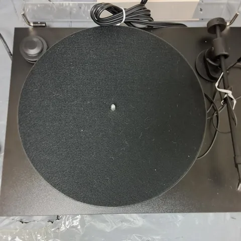 PROJECT PRIMARY E BLACK TURNTABLE