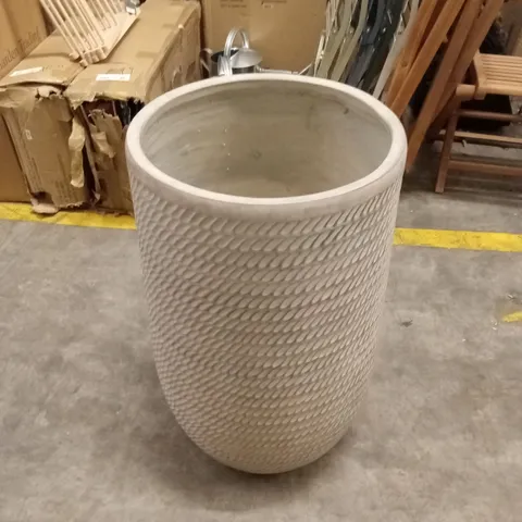 BRAMDEAN TALL PLANTER