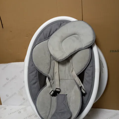 MUNCHKIN BLUETOOTH ENABLED LIGHTWEIGHT BABY SWING