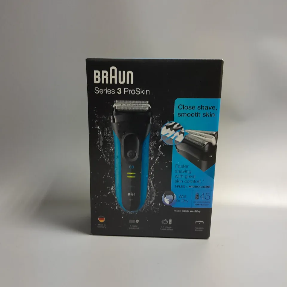 BOXED BRAUN SERIES 3 PROSKIN SHAVER 