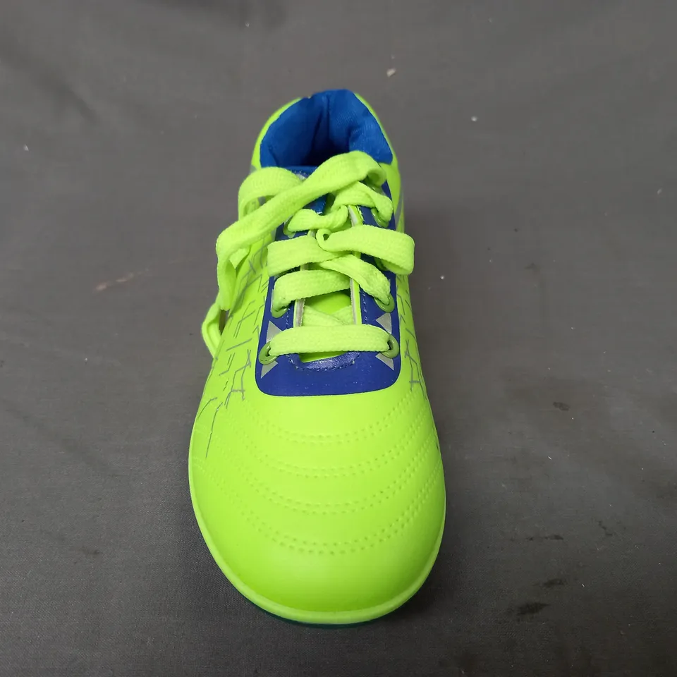 BOXED PAIR OF TOOBACO SHOES IN LIME/BLUE EU SIZE 33