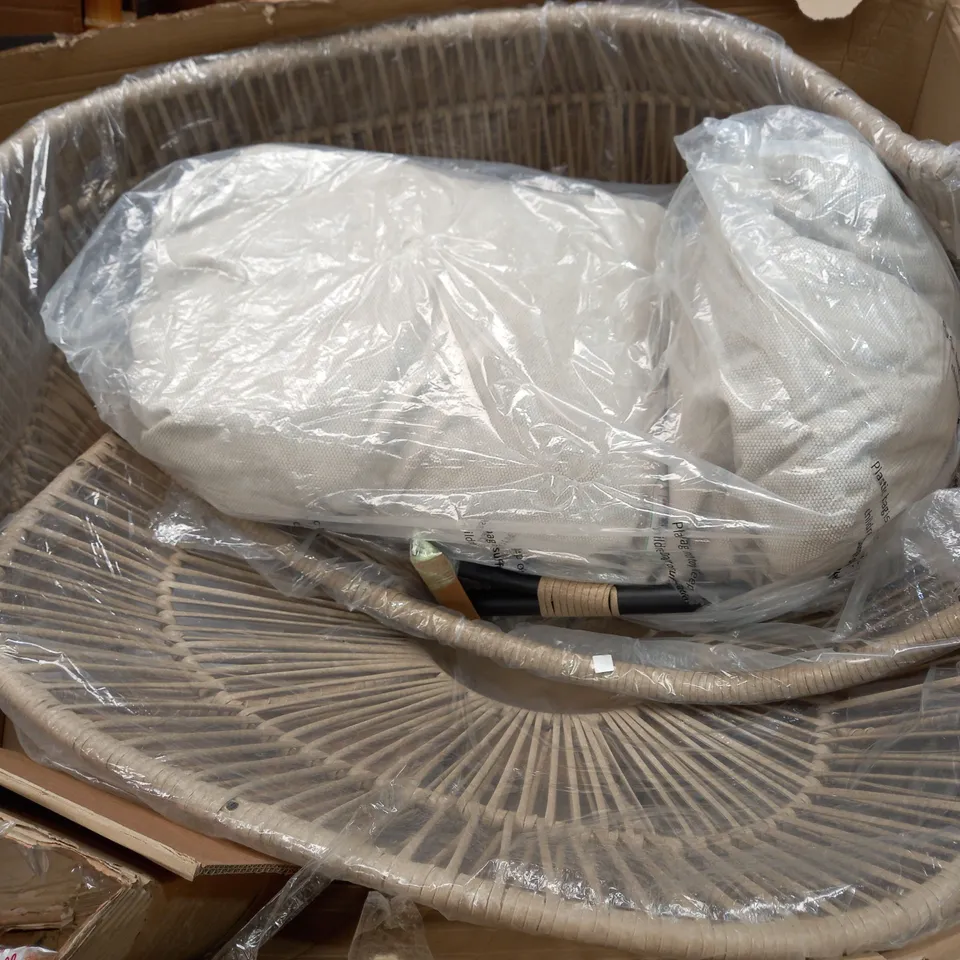 BOXED MY GARDEN STORIES BALI FAUX BAMBOO POD IN NATURAL - COLLECTION ONLY
