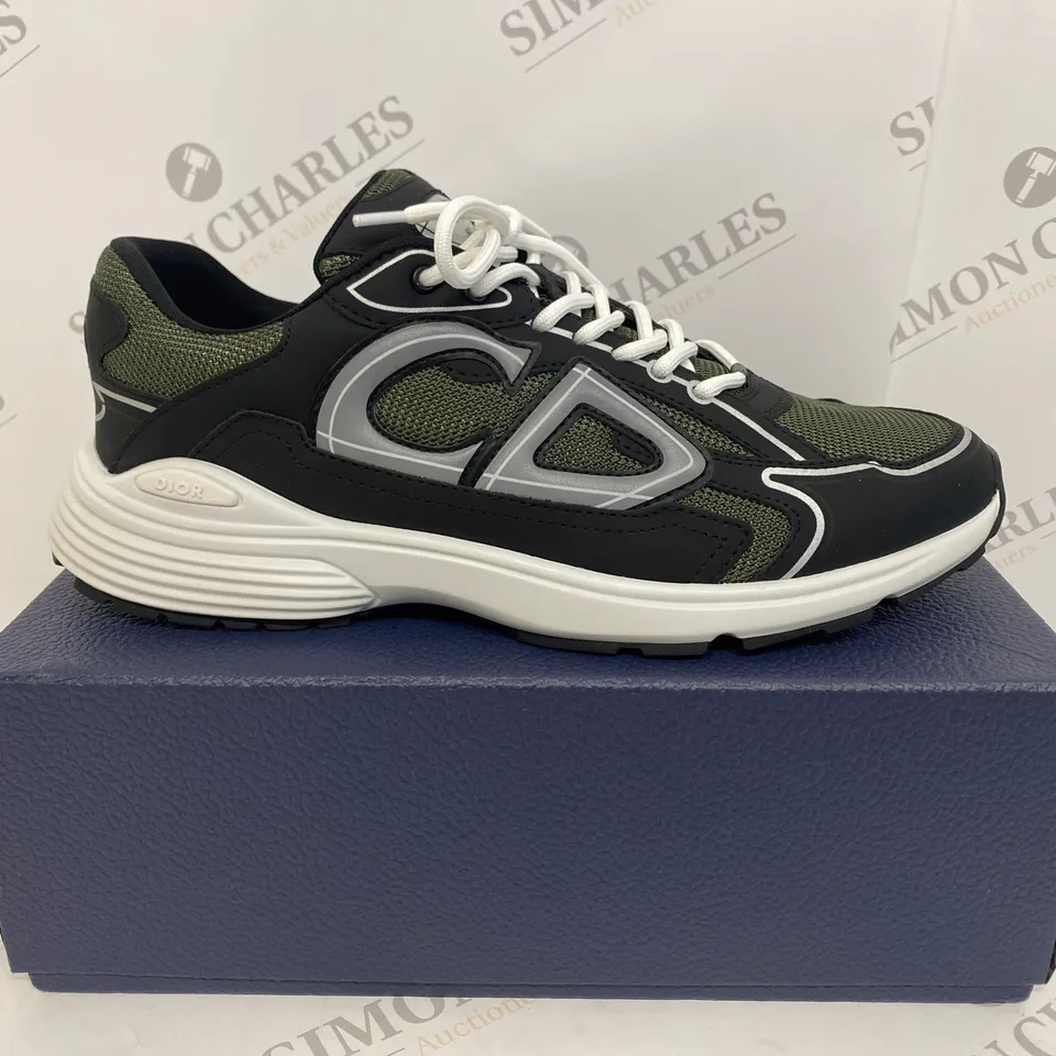 BOXED PAIR OF CHRISTIAN DIOR TRAINERS SIZE 44
