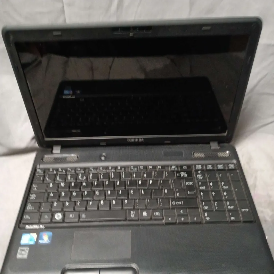 TOSHIBA SATELLITE PRO C660-1LR LAPTOP 