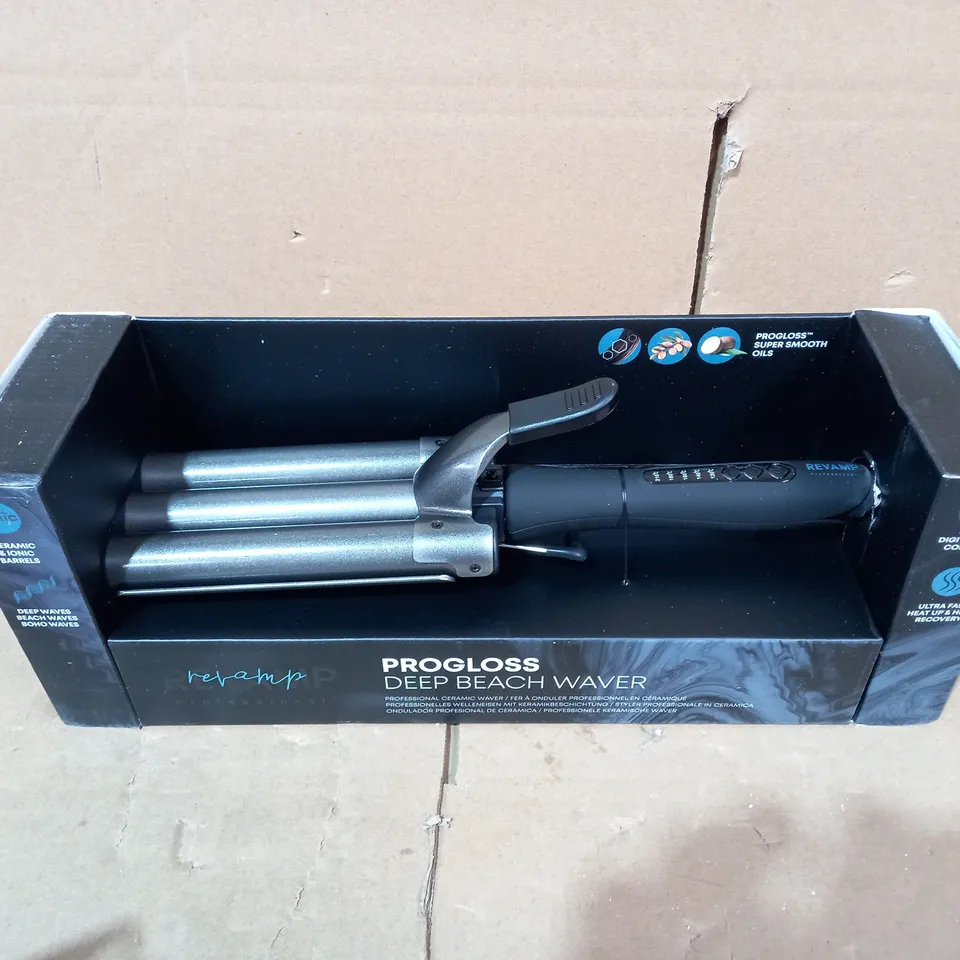 BOXED REVAMP PROFESSIONAL PROGLOSS DEEP BEACH WAVER