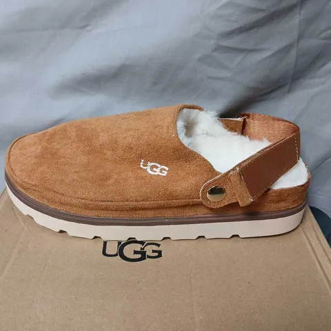 UGG BEIGE SUEDE BOOTS, UK 7 (EU 40)