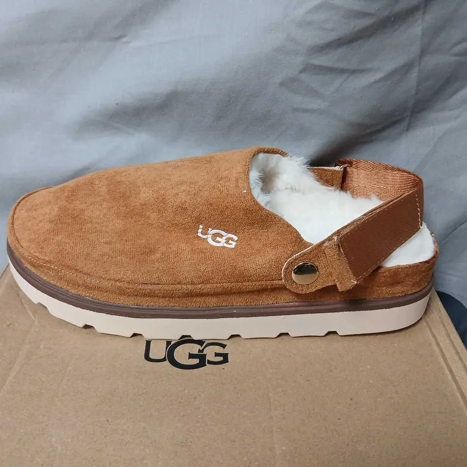 UGG BEIGE SUEDE BOOTS, UK 7 (EU 40)