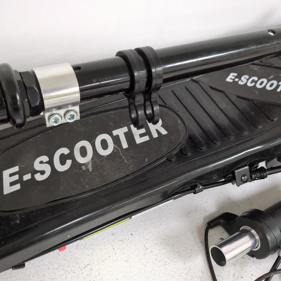 UNBOXED HOMECOM E-SCOOTER IN BLACK