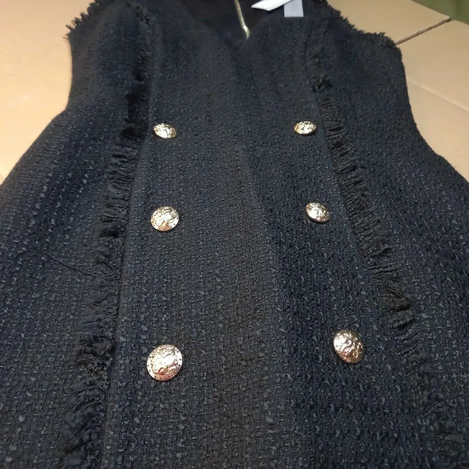 RIVER ISLAND BLACK TEXTURED/GOLD BUTTON DETAILED SUIT DRESS - SIZE 8