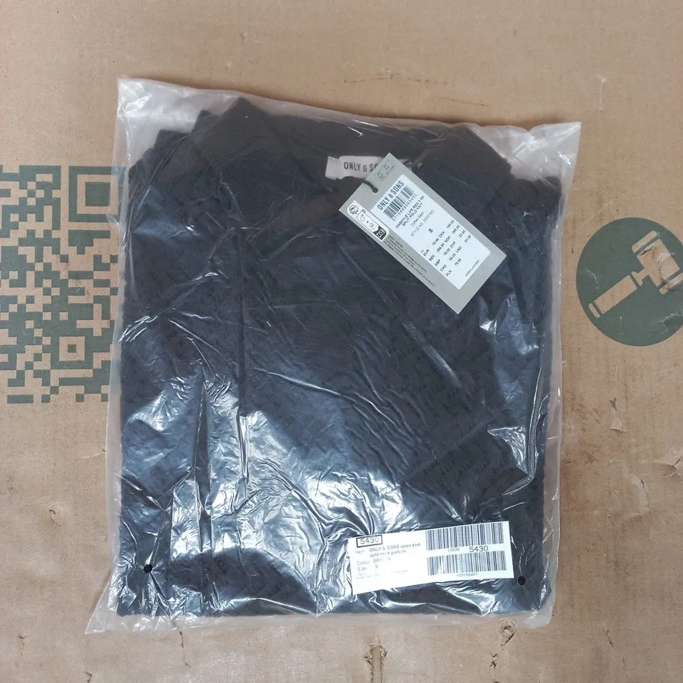 BAGGED ONLY & SONS OPEN KNIT SPLIT NECK POLO IN COFFEE BEAN SIZE SMALL