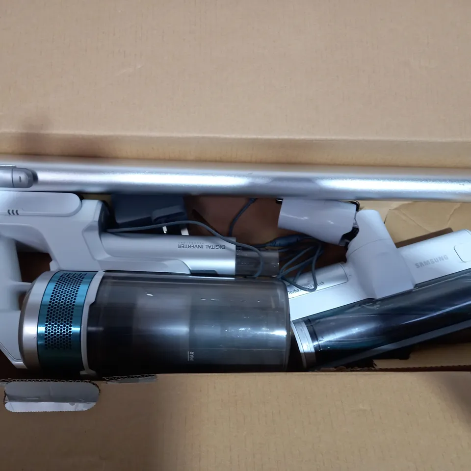 SAMSUNG JET 70 PET CORDLESS VACUUM RRP £399