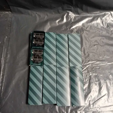 HARRY'S REPLACEMENT BLADES 4 IN EACH BOX (8 BOXES)