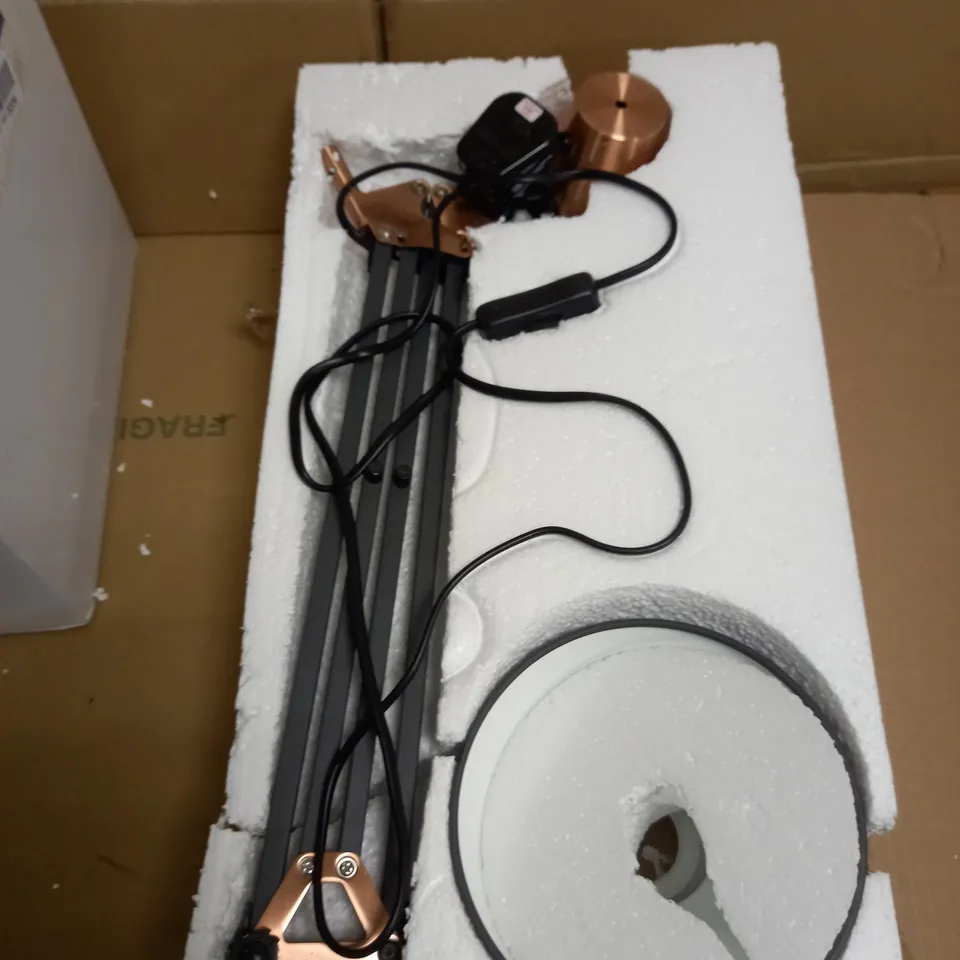 hobby/desk lamp