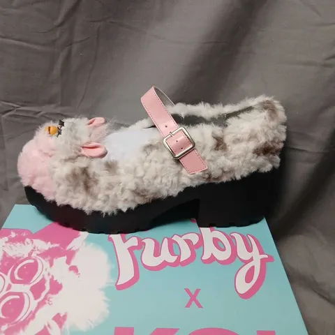 FURBY X KOI TIRA FURBY MARY JANES – CHURCH MOUSE EDITION, UK 11 (KA00538-UK11)