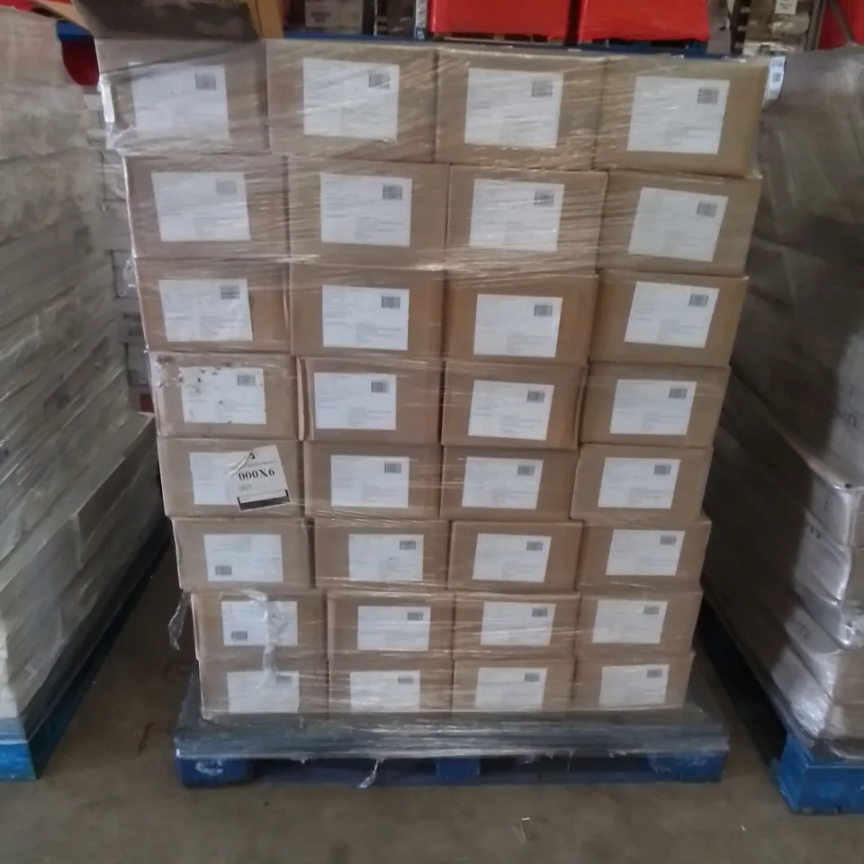 PALLET TO CONTAIN APPROX 125 X BOXES OF GEN GIRLS PARTYBAG PRINCESS COLOURING BOOKS, APPROX 24 BOOKS PER BOX