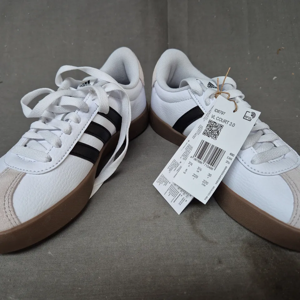 BOXED ADIDAS VL COURT 3.0 WOMEN'S SHOES IN WHITE/BLACK UK SIZE 3.5