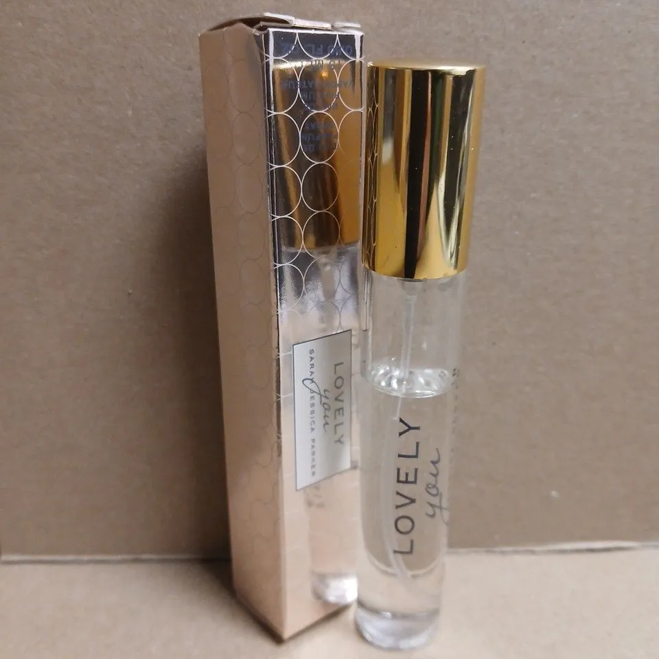 SET OF APPROXIMATE 10 X 15ML SARAH JESSICA PARKER LOVELY YOU EAU DE PARFUM