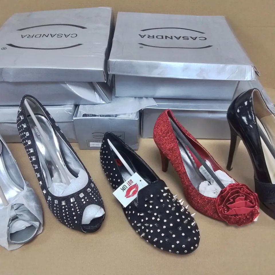 LOT OF 10 ASSORTED PAIRS OF SHOES TO INCLUDE HOT LIPS AND CASANDRA 