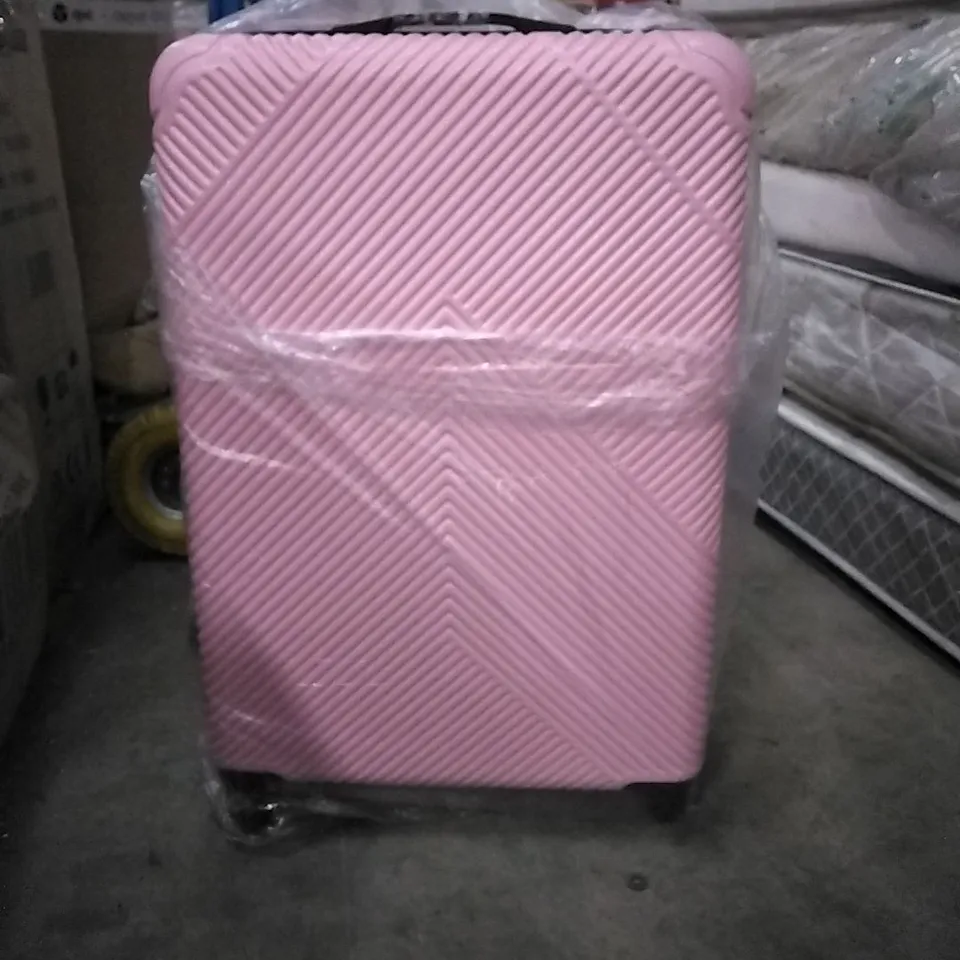 BOXED NEO PINK HARD SHELL LUGGAGE SUITCASE (1 BOX)