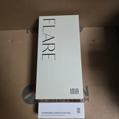 INIA FLARE ALL-IN-ONE FACIAL LIFT DEVICE β GEL INCLUDED