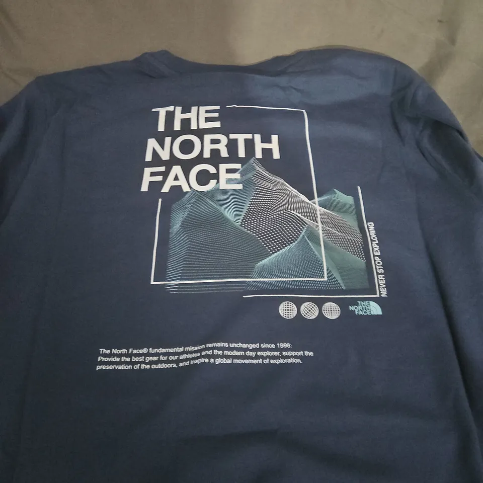 THE NORTH FACE T‑SHIRT – NAVY - SIZE S