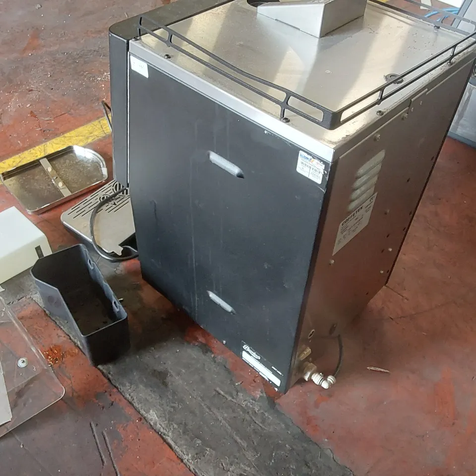 COFFETEK VITRO S3 COMMERCIAL COFFEE MACHINE WITH ASSORTED COFFEE MACHINE PARTS