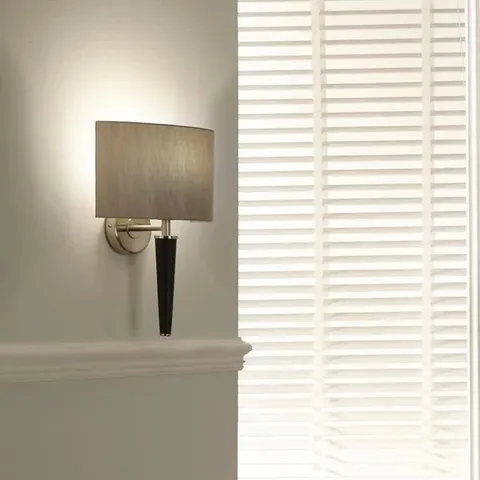 BOXED LOWRY METAL WALL LIGHT