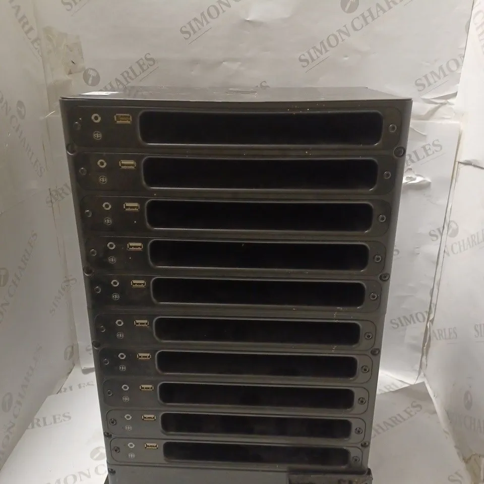 GRIFFIN IPAD MULTIDOCK CHARGING STATION 