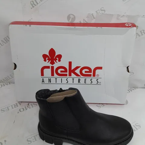 BOXED PAIR OF RIEKER CHUNKY ANKLE BOOTS IN BLACK - SIZE 3.5