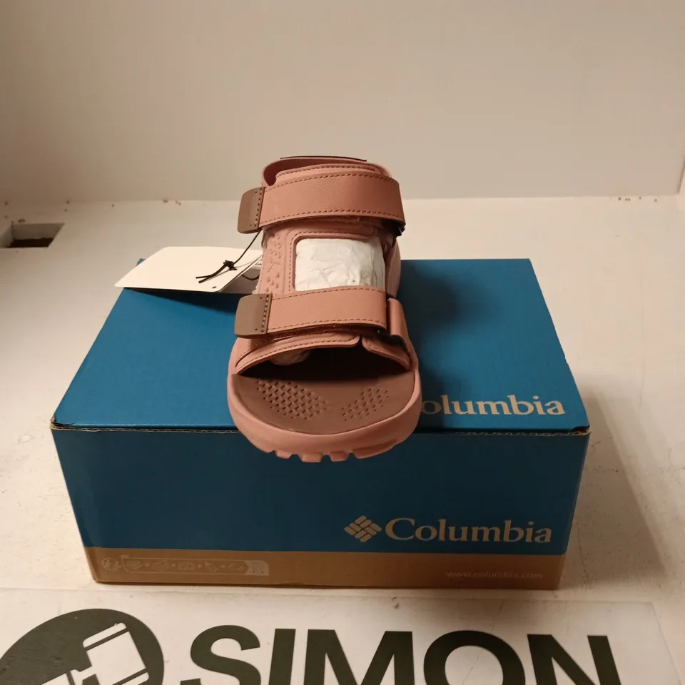 BOXED PAIR OF COLUMBIA PEAKFREAK ROAM SANDALS IN PINK - UK 4