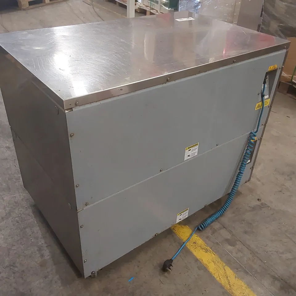 ADANDE BLAST CHILLER AND FRIDGE/FREEZER