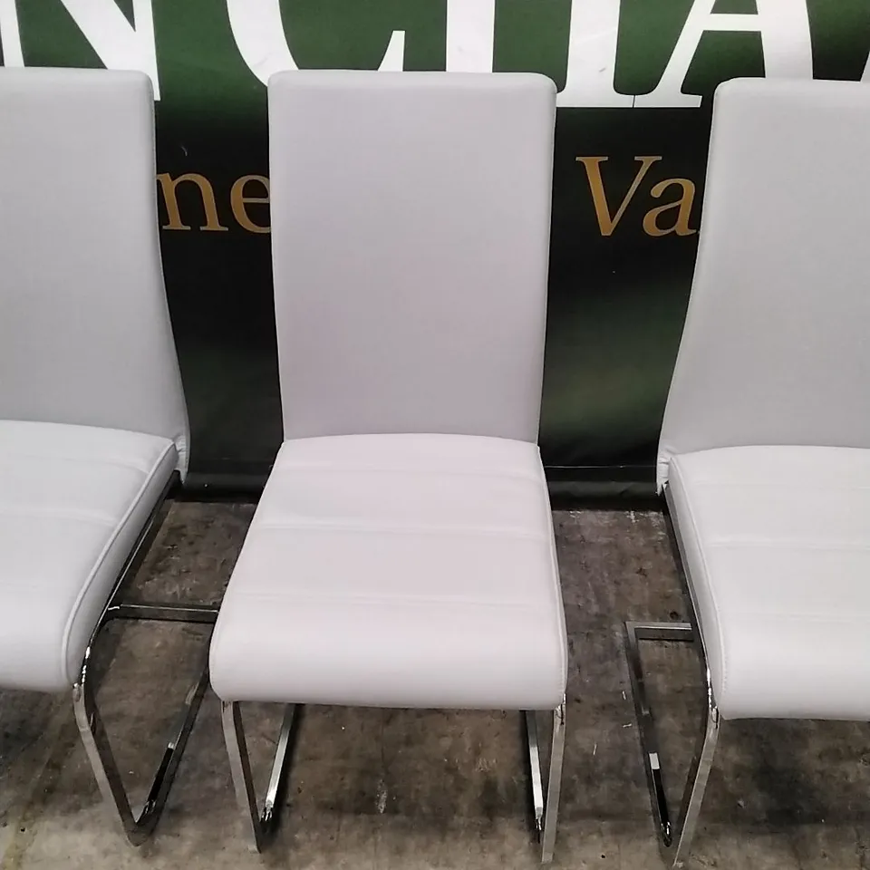 SET OF 4 DESIGNER PERTH DINING CHAIRS IN LIGHT GREY PREMIUM FAUX LEATHER & CHROME LEGS