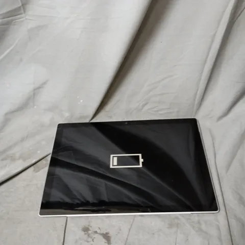 MICROSOFT SURFACE PRO 5 TABLET – I5-7300U, 8GB RAM, 256GB SSD, 12.3IN DISPLAY – SILVER