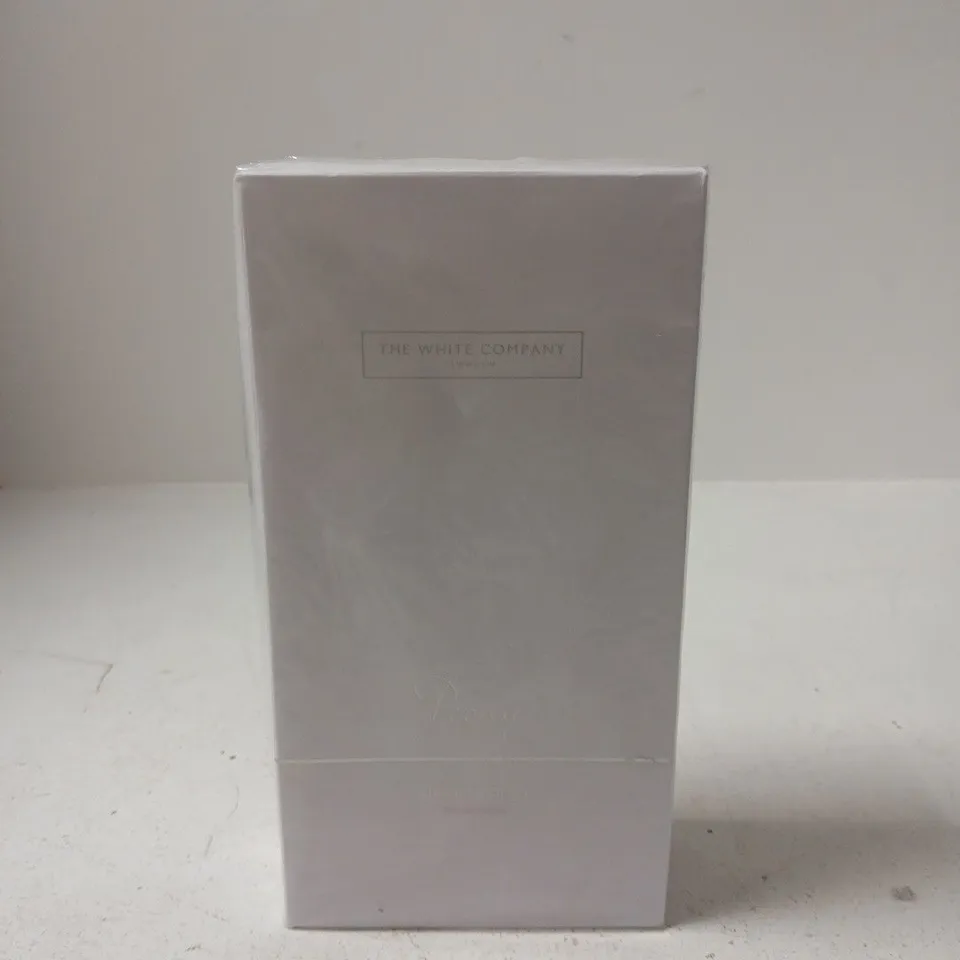 SEALED THE WHITE COMPANY PEONY ROSE & HONEYSUCKLE BATH & BODY GIFT SET