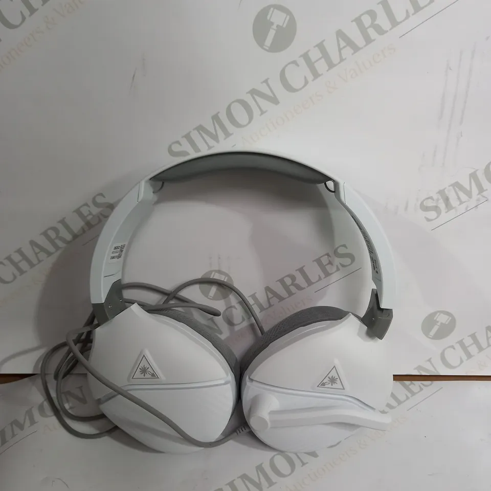 BOXED MULTIPLATFORM TURTLE BEACH RECON200 GEN 2 WIRED HEADSET 