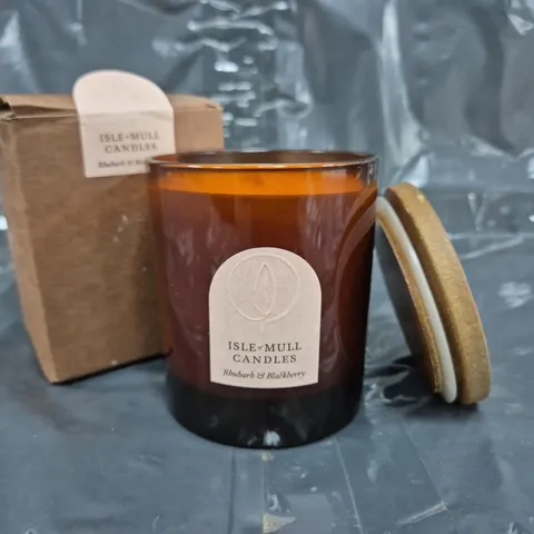 ISLE OF MULL RHUBARB & BLACKBERRY SCENTED CANDLE
