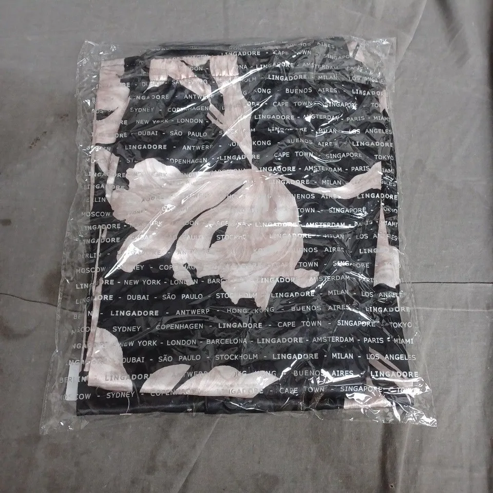 LINGADORE PYJAMA SET – FLOWERPRINT, UK 12-14 (EU L)